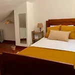 Holiday home Patio Da Muralha *